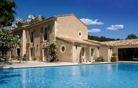 week end amoureux baux de provence